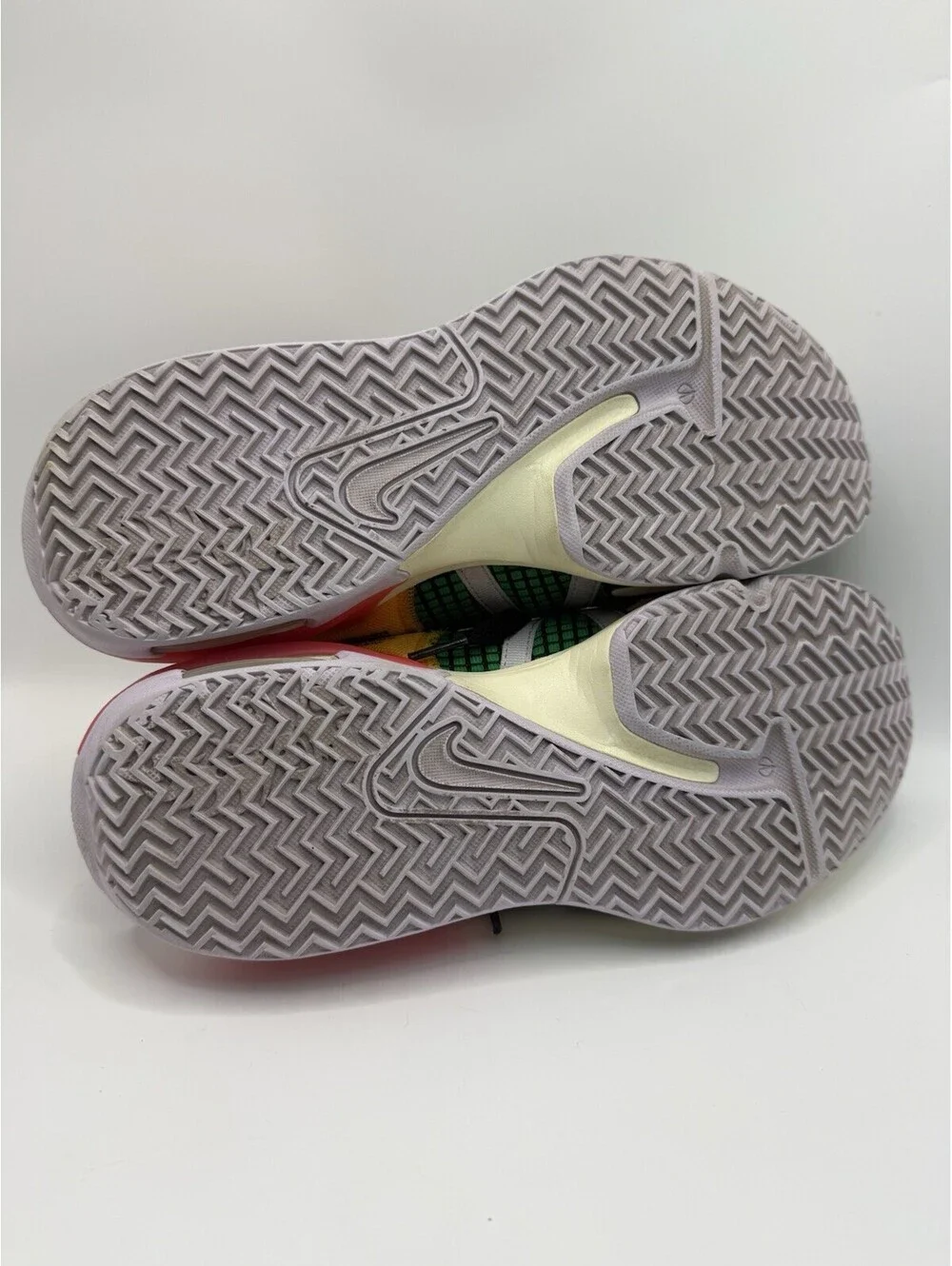 Nike LeBron Witness VII Sneakers Men's Size 8 Multicolor Basketball DM1123-501